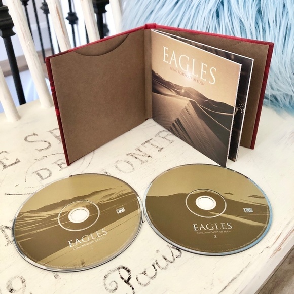 EAGLES - Long Road Out of Eden, Deluxe, Collectors Edition, 2 CD Set & Booklet - Picture 2 of 12